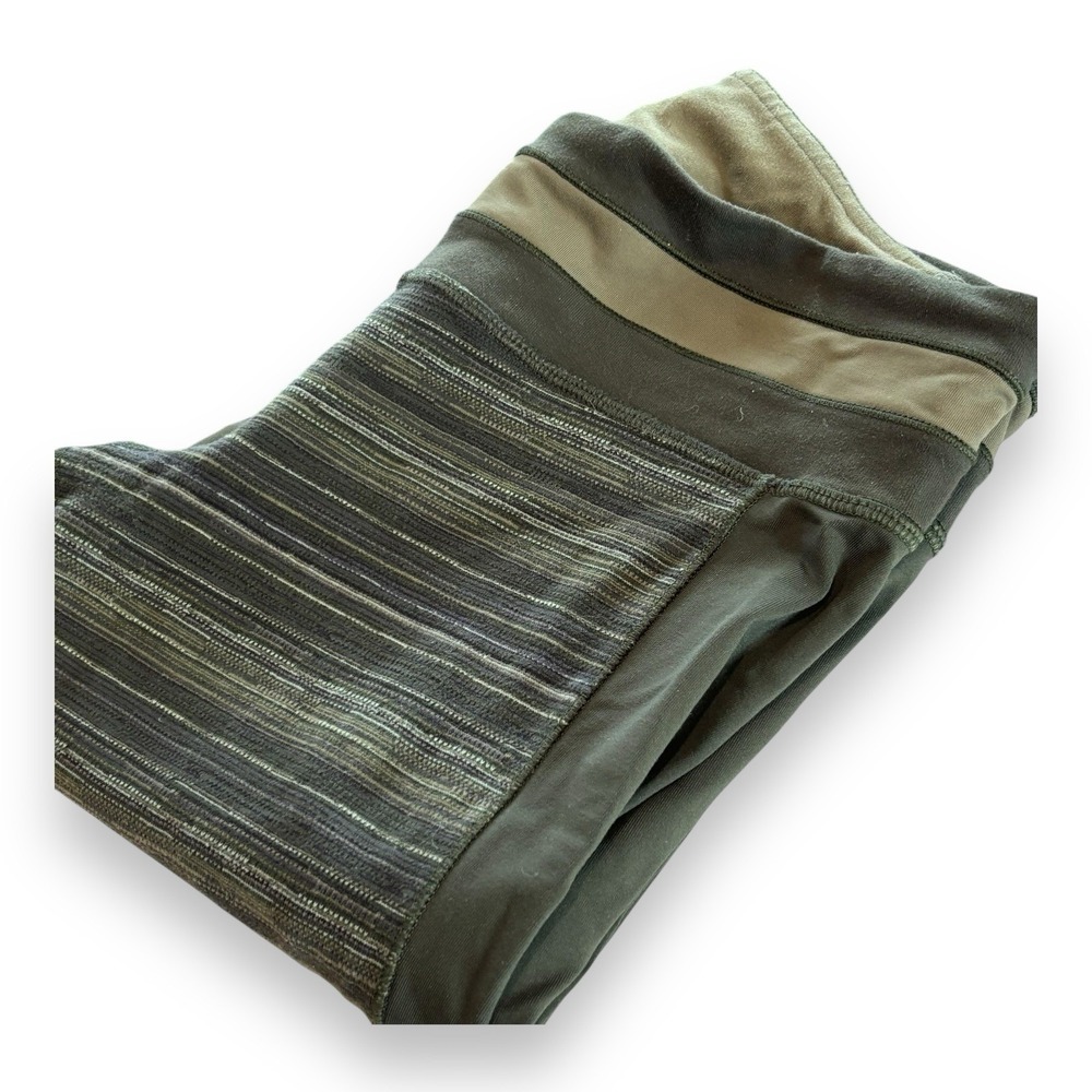 Lululemon Leggings Womens 6 Give Me Qi Crop Cyber Stripe Gator Green Fatigue Run